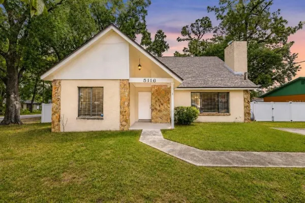 5116 Serena Drive, Tampa, FL, 33617
