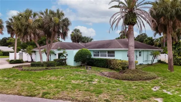 301 Palm Drive, Largo, FL, 33770