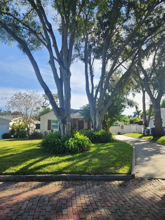 734 37th Avenue N, St Petersburg, FL, 33704