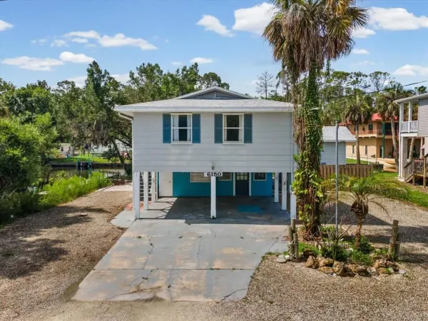 6150 Island Drive, Weeki Wachee, FL, 34607